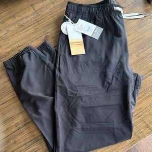 Vuori Men's Black Joggers